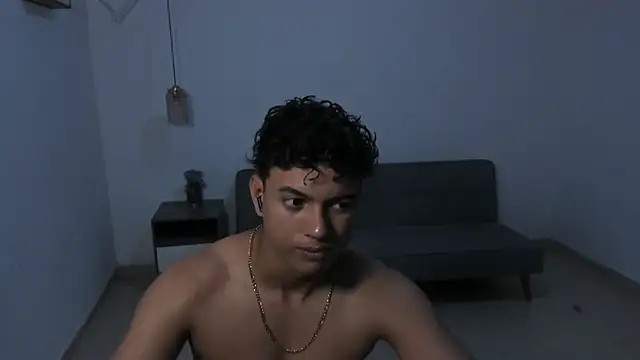 Santy Stump online show from April 28, 8:02 pm