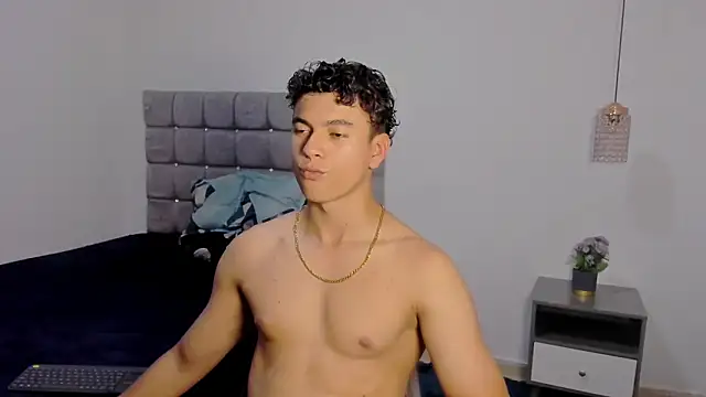 Santy Stump online show from February 10, 10:47 pm