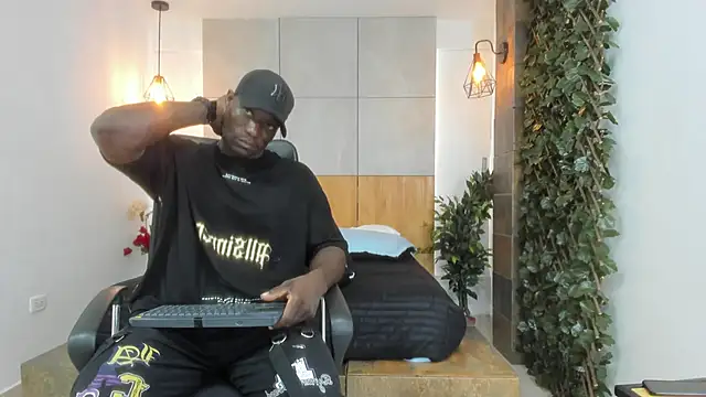 Snapshot of MarcusBlack_ chatting on September 29, 1:08 pm MarcusBlack online show from September 29, 1:08 pm