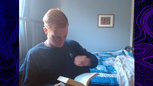 Snapshot of lustylyndon chatting on October 20, 10:13 pm lustylyndon online show from October 20, 10:13 pm