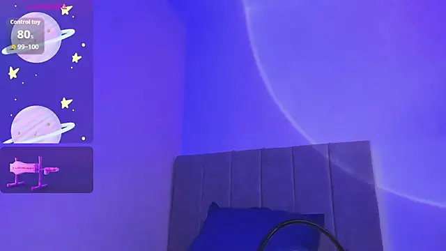 Snapshot of liiamluna_ chatting on September 25, 10:03 am liiamluna online show from September 25, 10:03 am