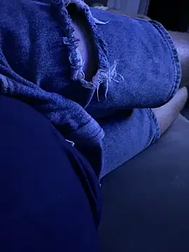 emerdal online show from December 3, 11:00 pm