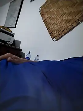 DOBLEWYOSK69G online show from April 4, 8:28 pm