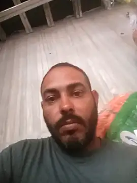 jfgustavo001 online show from March 25, 3:38 pm