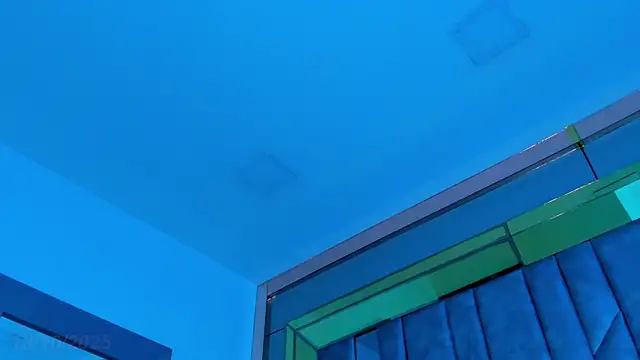 Snapshot of Sebax_Young chatting on October 18, 8:25 pm Sebax Young online show from October 18, 8:25 pm