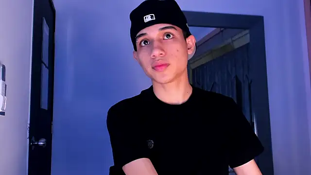 Sebax Young online show from February 20, 8:43 pm