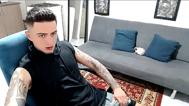 santii ss online show from November 26, 1:19 am