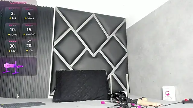 hot boy 04 online show from October 14, 1:07 pm