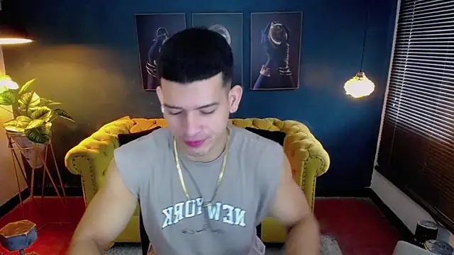 ethan rodgers online show from October 15, 8:05 pm