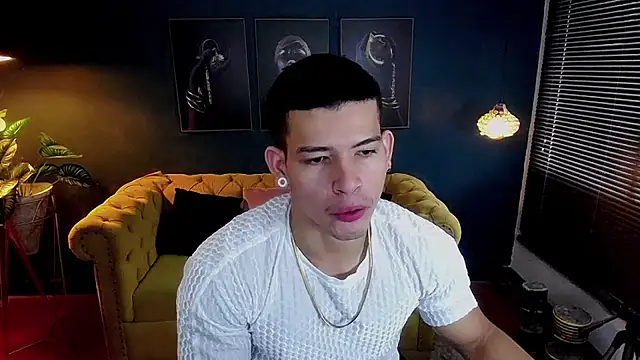 ethan rodgers online show from October 7, 7:51 pm