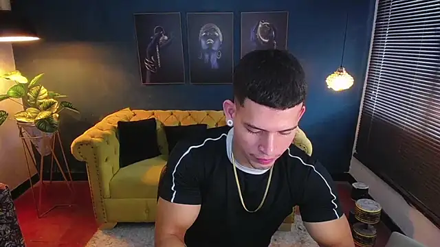 ethan rodgers online show from October 13, 7:53 pm