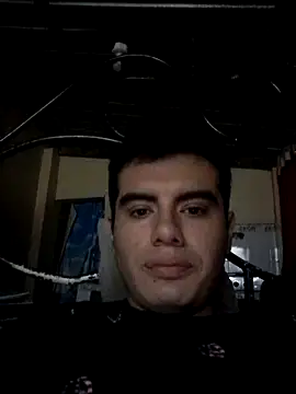 Snapshot of Ortiz3404 chatting on October 19, 5:12 am Ortiz3404 online show from October 19, 5:12 am