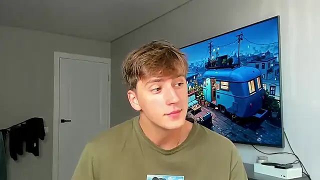 Snapshot of DaniHort chatting on September 10, 8:24 am DaniHort online show from September 10, 8:24 am