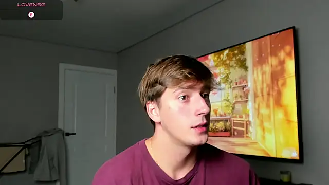 Snapshot of DaniHort chatting on October 30, 9:33 am DaniHort online show from October 30, 9:33 am