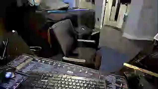 ladi3sfirst online show from October 29, 3:09 am