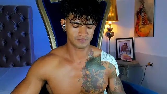 antonio  444 online show from June 12, 11:13 pm