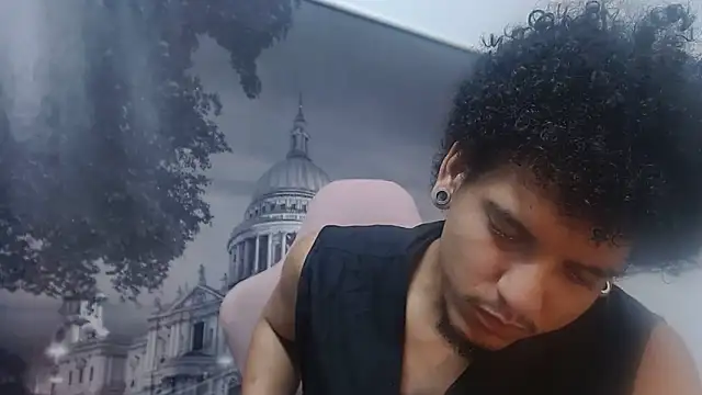 Xfire boy69 online show from March 12, 6:37 pm