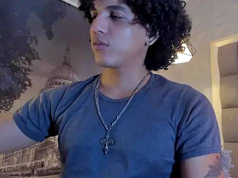 Xfire boy69 online show from October 18, 3:39 pm