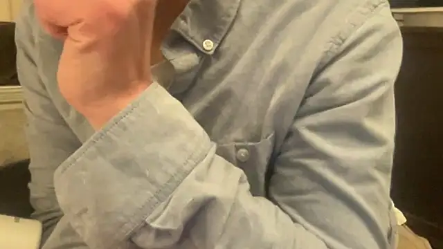 EverettTim24107 online show from February 5, 5:25 am