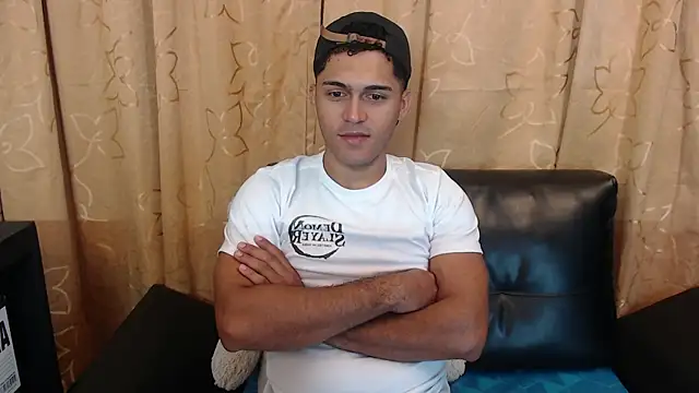 Derek Storm  online show from April 6, 10:38 am