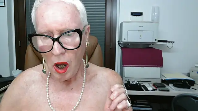 ROBY SWEETHOT online show from September 12, 9:26 pm