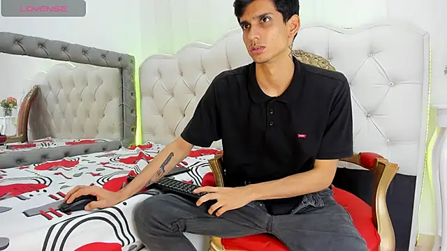 Sebalexis7 online show from December 21, 3:47 am