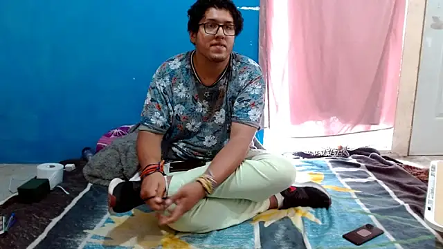 MeisanPaul online show from June 16, 7:49 pm