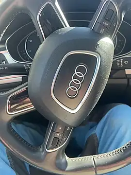 mikimakim online show from April 22, 2:55 pm