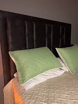 Snapshot of Jacksonfranco chatting on October 31, 3:08 am Jacksonfranco online show from October 31, 3:08 am