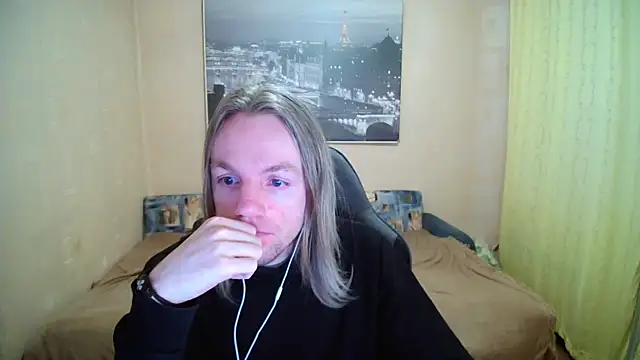 AdamDickens online show from April 20, 6:10 pm