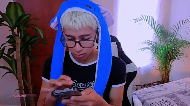 Snapshot of taichi_bluy chatting on September 26, 7:11 pm taichi bluy online show from September 26, 7:11 pm