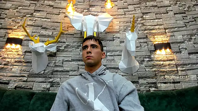 mike whitee online show from October 22, 4:21 pm