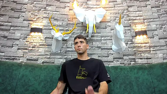 mike whitee online show from October 21, 3:37 pm