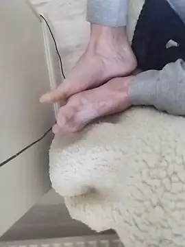 peepformance online show from December 23, 10:13 am