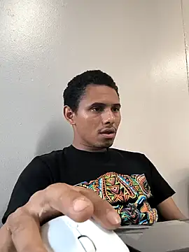 elio 333 online show from September 26, 3:10 pm