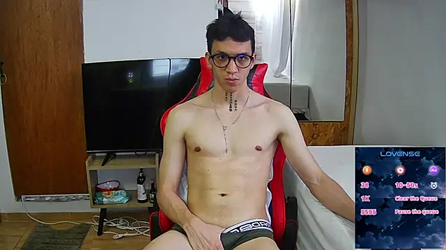 angelicious  online show from December 13, 8:37 pm