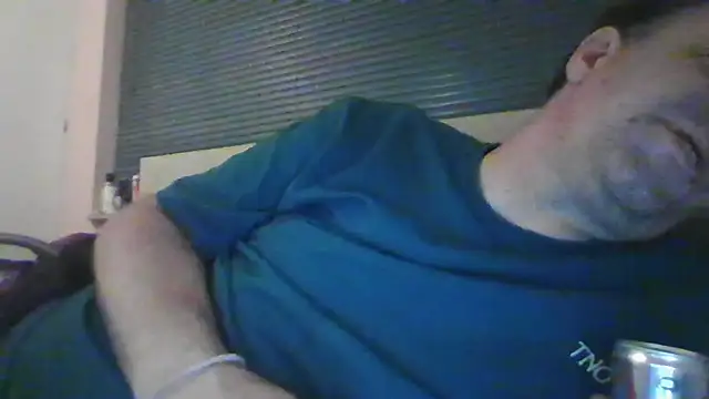 Snapshot of JasperGeil chatting on October 12, 11:10 pm JasperGeil online show from October 12, 11:10 pm