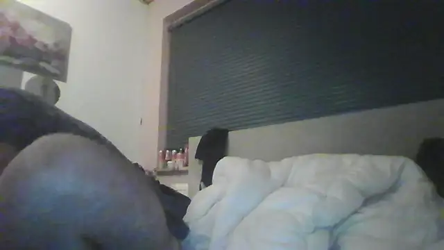 Snapshot of JasperGeil chatting on October 18, 11:20 pm JasperGeil online show from October 18, 11:20 pm