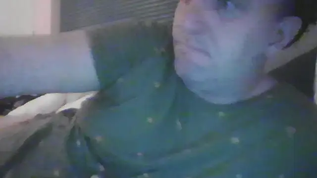 Snapshot of JasperGeil chatting on November 1, 11:20 pm JasperGeil online show from November 1, 11:20 pm