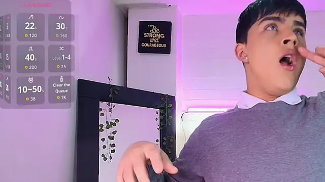Snapshot of Lucass_love chatting on September 24, 1:31 pm Lucass love online show from September 24, 1:31 pm