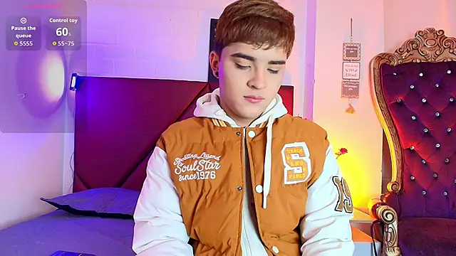 Lucass love online show from April 22, 1:16 pm