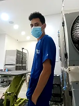 elbbxxx1999 online show from February 22, 6:53 pm