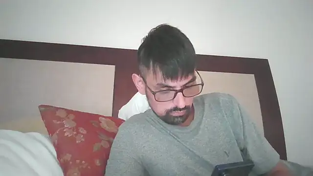 Spence2039 online show from September 13, 10:44 pm