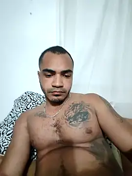 Snapshot of SanChacal5694 chatting on October 18, 5:01 am SanChacal5694 online show from October 18, 5:01 am