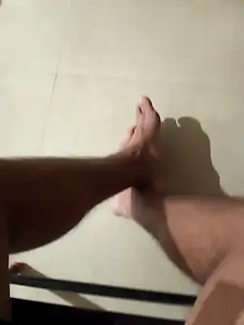 wild hunter069 online show from December 1, 4:21 pm