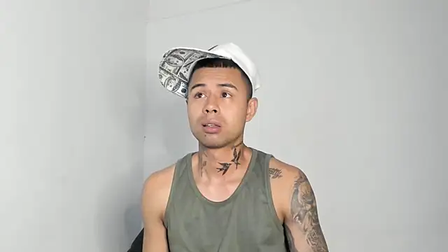  Logan Colton  online show from June 12, 10:51 pm
