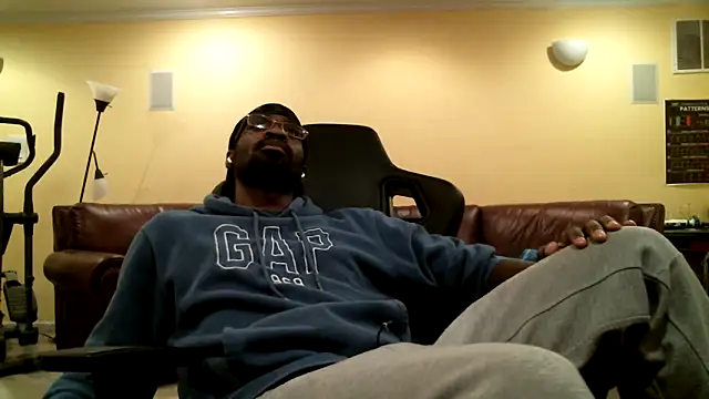 james421   online show from May 3, 4:15 am