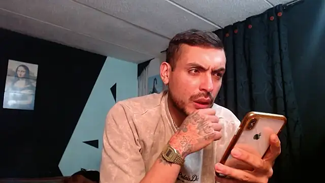 malek xarx  online show from October 21, 2:36 am