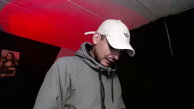 malek xarx  online show from October 19, 5:12 am