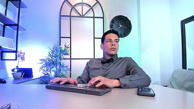 Dustin Sonne online show from May 1, 3:43 am